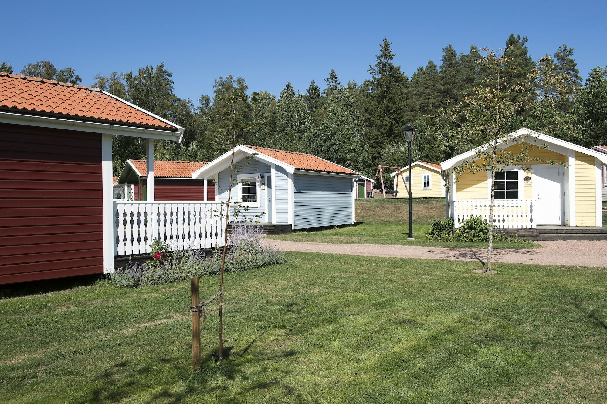 Astrid Lindgrens V\u00E4rlds G\u00E4stboende Hotell Vimmerby Exteriör bild